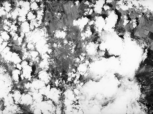 Грозный и окрестности со спутника 23.08.65 %Satellite image of Grozny
Грозный и окрестности со спутника. Снимок сделан 23 августа 1965 года
Ключевые слова: Грозный,американские карты,города СССР со спутников