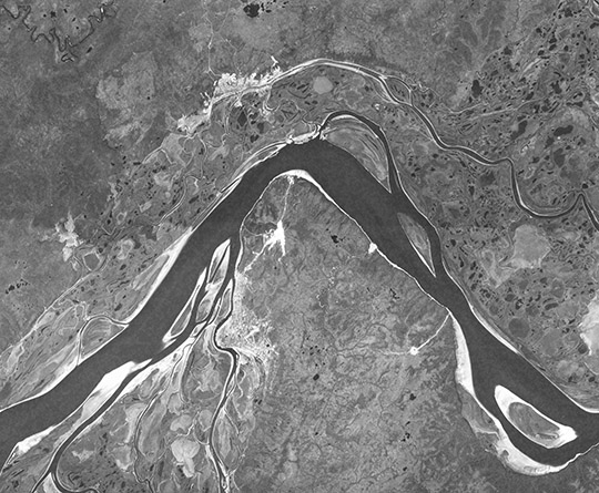 Спутниковый снимок Салехарда и Лабытнаги 20.07.68 %Satellite image of Salekhard and Labytnagi
Спутниковый снимок Салехарда и Лабытнаги. Снимок сделан 20 июля 1968 года.
Ключевые слова: Салехард,Лабытнаги,американские карты,города СССР со спутников