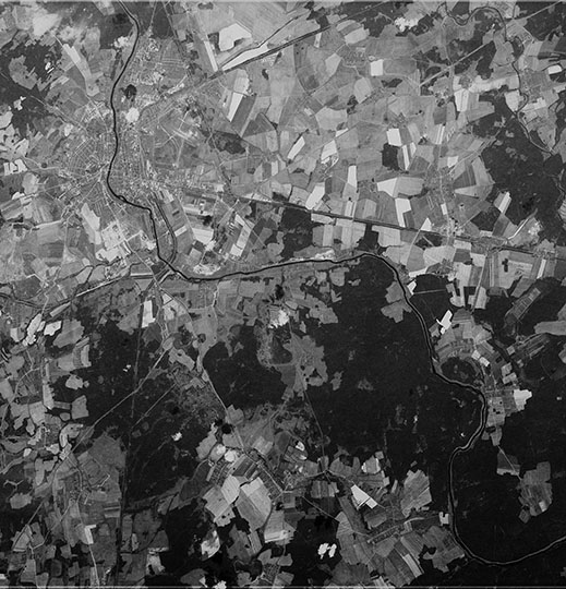 Торжок и окрестности со спутника 15.08.79 %Satellite image of Torzhok
Торжок и окрестности со спутника. Снимок сделан 15 августа 1978 года
Ключевые слова: Торжок,американские карты,города СССР со спутников