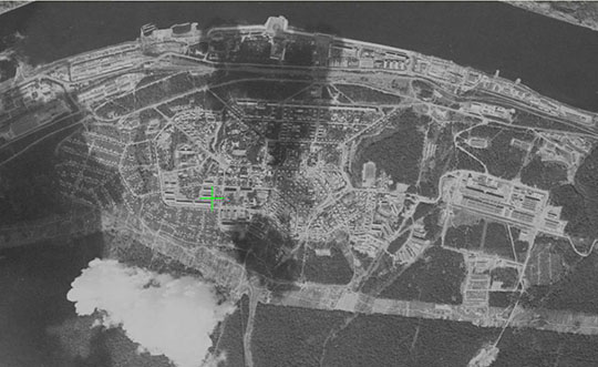 Спутниковый снимок Дивногорска  31.07.77 %Satellite image of Divnogorsk
Спутниковый снимок Дивногорска и окрестностей. Снимок сделан 31 июля 1977 года.
Ключевые слова: Дивногорск,Енисей,города СССР со спутников