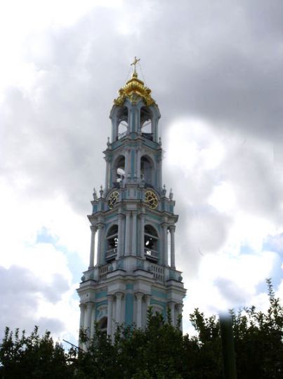 Колокольня в Троице-Сергиевой лавре
