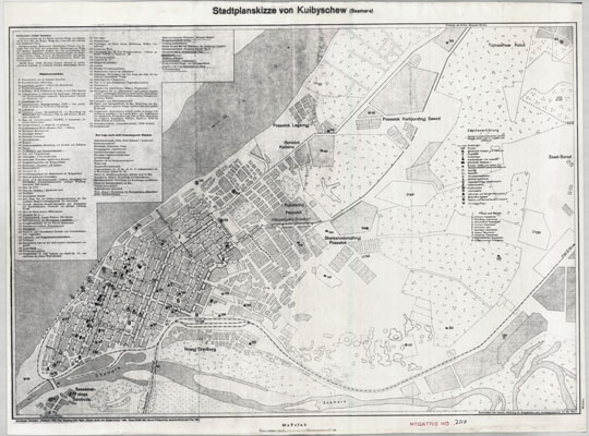 Немецкий план Куйбышева % German plan of Kuibyshev
Немецкий план Куйбышева и окрестностей. Stadtplanskizze von Kuibyshew (Ssamara) I.1942
Ключевые слова: Самара,немецкие карты