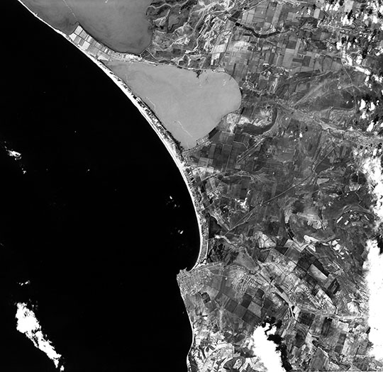 Спутниковый снимок Анапы 01.04.71 %Satellite image of Anapa
Спутниковый снимок Анапы. Снимок сделан 1 апреля 1971 гoдa
Ключевые слова: Анапа,американские карты,города СССР со спутников