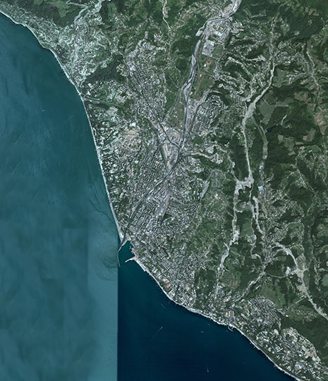 Спутниковый снимок Сочи и окрестностей 7.07.02 %Satellite image of Sochi and vicinity
Спутниковый снимок Сочи и окрестностей. Снимок сделан 7 июля 2002 года.
Ключевые слова: Сочи,американские карты,города СССР со спутников