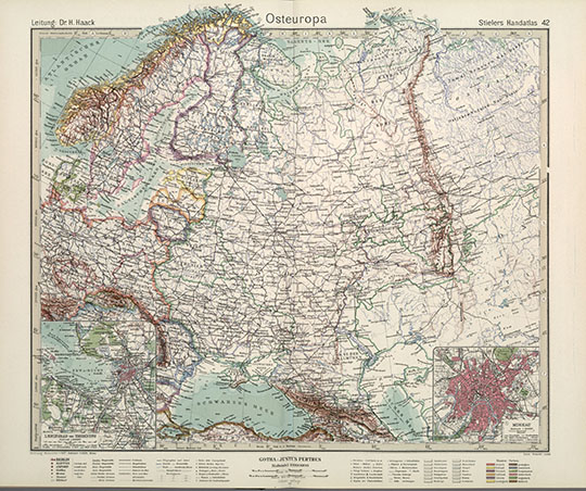 Восточная Европа в Атласе Штилера 1:10М % Eastern Europe in Stielers Hand-Atlas
Восточная Европа в Атласе Штилера 1945 года издания. На врезках - планы Москвы и Ленинграда. Масштаб 1:10,000,000. 38 х 42 см. 42. Osteuropa. (inset) Moskau. Leningrad. .  В кн.: Stielers Hand-Atlas. 254 Haupt- und Nebenkarten in Kupferstich. Zehnte Auflage Hundertjahr - Ausgabe. Herausegeben unter Leitung von Prof. Dr. H. Haack, in Justus Perthes' Geogr. Anstalt. Gotha: Justus Perthes. 1945.
Ключевые слова: атласы,немецкие карты,атласы Штилера,Европейская Россия
