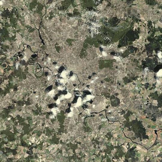 Microsoft/Bing спутник%Microsoft/Bing satellite
Здесь использован тот же источник спутниковых фотографий Москвы, что и в картографическом сервисе Яндекс. Для Москвы установлен более высокий максимальный масштаб изображения, хотя качество изображения при этом падает.
Ключевые слова: карты мира