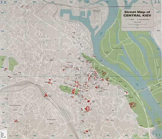 Карта центра Киева издания ЦРУ  1:15K% CIA map of central Kiev
Карта центра Киева издания ЦРУ. Street Map of Central Kiev. CIA, 1978. Масштаб 1:15,000. Условная координатная сетка. В приложениии - перечень улиц центральной части Киева.
Ключевые слова: Киев,карты ЦРУ,американские карты