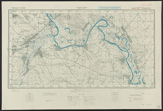 Немецкая карта окрестностей Богучар 1:50К % German map of Boguchar vicinity
Немецкая карта окрестностей Богучар. Масштаб 1:50,000. Издание 1942 года. 40 x 75 см. Russland 1:50 000. M-37-82-A-B. Bogutschar / Gen. St. d. H. Abt. f. Kart. u. Verm. Wes. (II)
Ключевые слова: Воронеж,немецкие карты