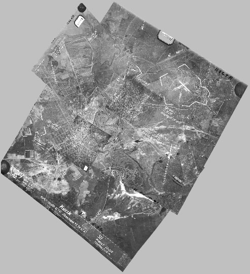 Немецкая аэрофотосъемка Курска %German aerial photo of Kursk
Немецкая аэрофотосъемка Курска. Снимок сделан в июле 1943 года.
Ключевые слова: Курск,немецкая аэрофотосъемка