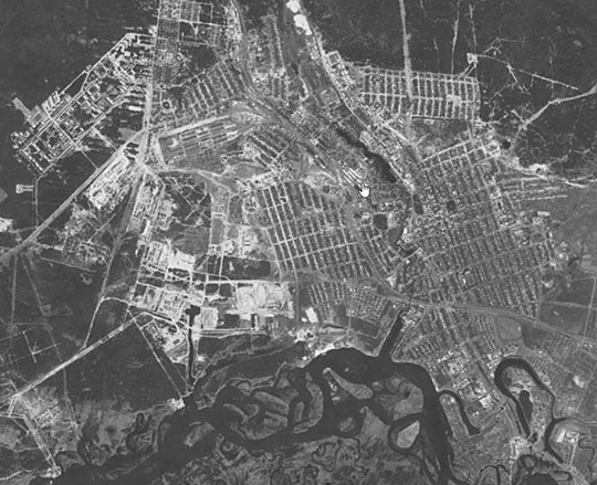 Спутниковый снимок Димитровграда %Satellite image of Dimitrovgrad
Спутниковый снимок Димитровграда. Снимок сделан 12 августа 1968 года.
Ключевые слова: Димитровград,американские карты,города СССР со спутников