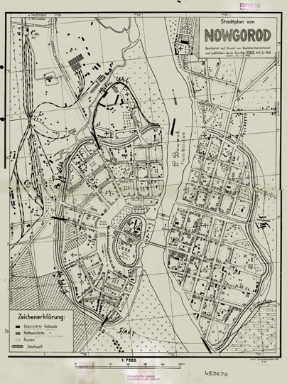 Немецкий план Новгорода%German plan of Novgorod
Немецкий план Новгорода - Stadtplan von Nowgorod. Stand vom 1.02.42. Druck: Korpskartenstelle 438. II. 42. Масштаб 1:7500. Обозначения на русском и немецком языках
Ключевые слова: Великий Новгород,немецкие карты