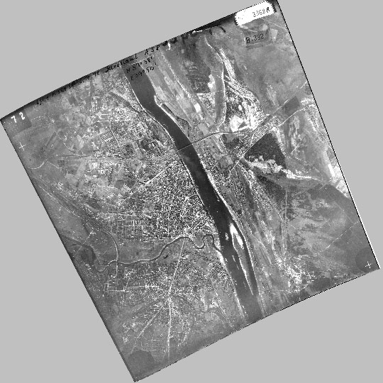 Немецкая аэрофотосъемка Ярославля %German aerial photo of Yaroslavl
Немецкая аэрофотосъемка Ярославля. Снимок сделан в октябре 1941 года.
Ключевые слова: Ярославль,немецкая аэрофотосъемка