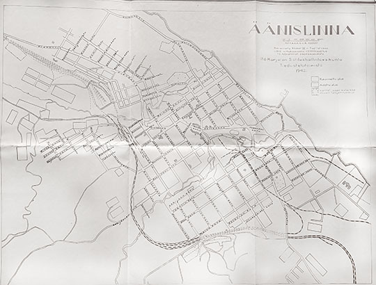 План города Петрозаводска 1:10К % Plan of Perozavodsk
Финский план города Петрозаводска. Масштаб - 100 м в 1 см. Aanislinna. 1942г.
Ключевые слова: Петрозаводск