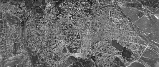 Немецкая аэрофотосъемка Симферополя % German aerial photo of Simferopol
Немецкая аэрофотосъемка Симферополя. !941 год.
Ключевые слова: Симферополь,немецкие карты,немецкая аэрофотосъемка