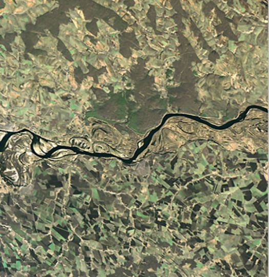 Спутниковый снимок Чистополя и русла Камы % Satellite image of Kama
Спутниковый снимок Чистополя и русла Камы. Снимок от 18 ноября 2010 г.
Ключевые слова: Кама