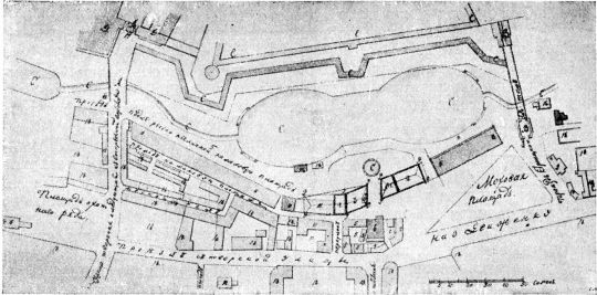 Между Моховой улицей и Кремлем, Воскресенским мостом и Троицким в 1805 г.
Между Моховой улицей и Кремлем, Воскресенским мостом и Троицким в 1805 г. Чертеж. (См. экспликацию в комментарии под № 5). 

