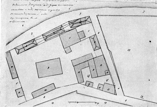Между современным Сретенским бульваром, Фроловским и Бобровым переулками в 1766 г. 
