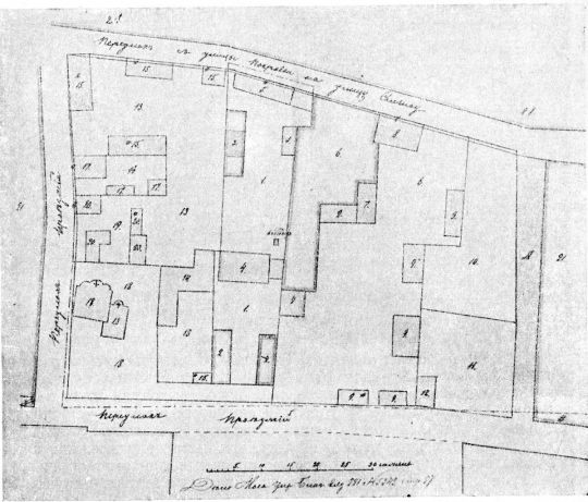 Между Спасоглинищевским переулком и современным проездом Серова южнее Малого Спасоглинищевского переулка в 1777 г.
