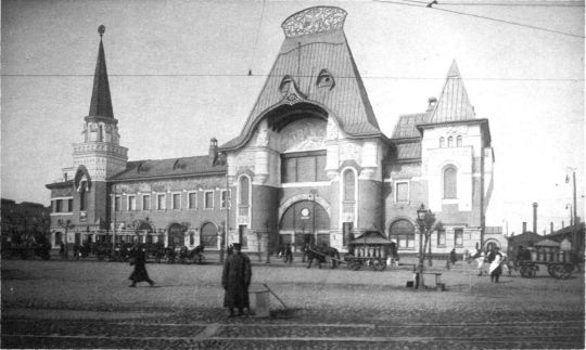 Ярославский вокзал на Каланчевской площади
