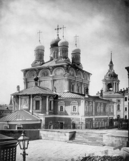 Знаменский собор Московского Знаменского монастыря
Ключевые слова: Москва. Знаменский монастырь. Собор Иконы Божией Матери Знамение. Фотография.