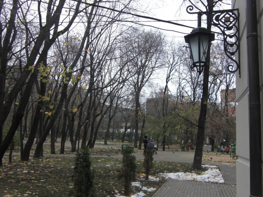 Детский парк № 2 (или Щемиловский,по названию переулка)
Детский парк № 2 (или Щемиловский,по названию переулка)на территории усадьбы графа Александра Остермана-Толстого / парк Духовной Семинарии

Ключевые слова: сад "Эрмитаж"